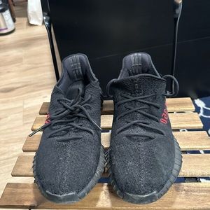 adidas Yeezy Boost 350 V2 'Bred'